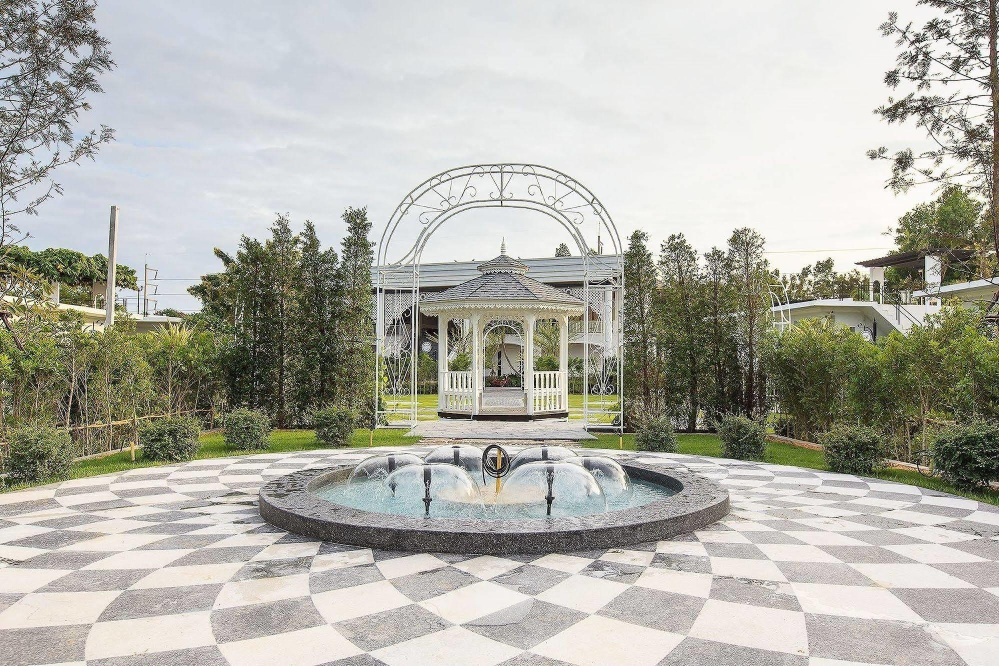 The Sea-Cret Garden Hua Hin Hotel Exterior photo